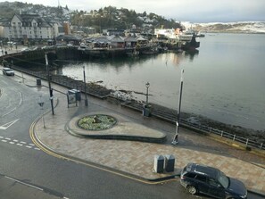 Exterior - Kings Arms Holiday Apartments (Oban)