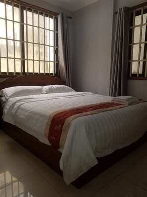 ห้องซูพีเรียดับเบิล | ตู้นิรภัยในห้องพัก, โต๊ะทำงาน, ผ้าม่านกันแสง, Wi-Fi ฟรี