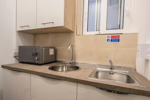 Shared kitchen - O' Clock Bed and Breakfast (Sliema)