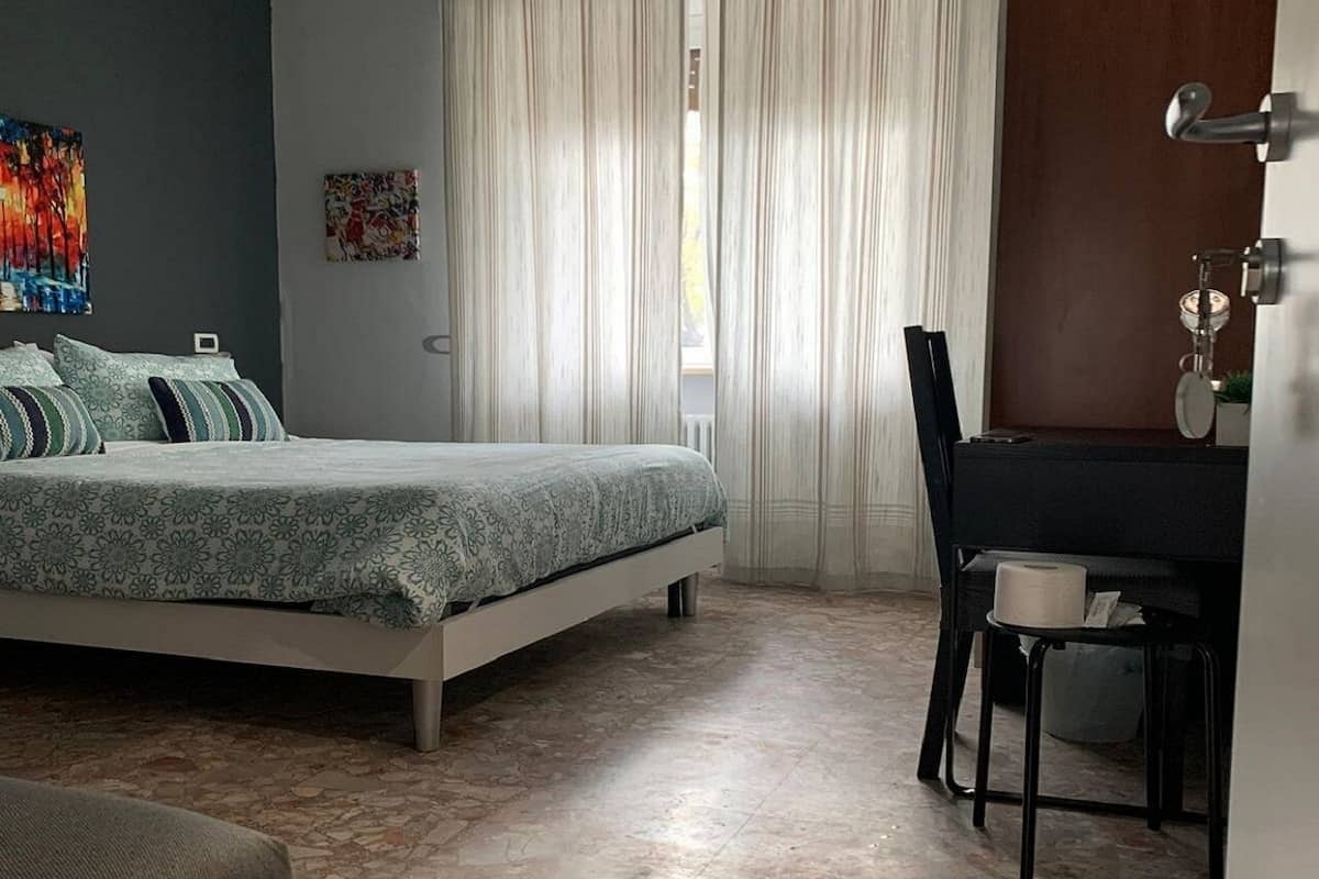 Executive Double or Twin Room, 1 King Bed, Shared Bathroom, Garden View (Camera Suoni) | View from room