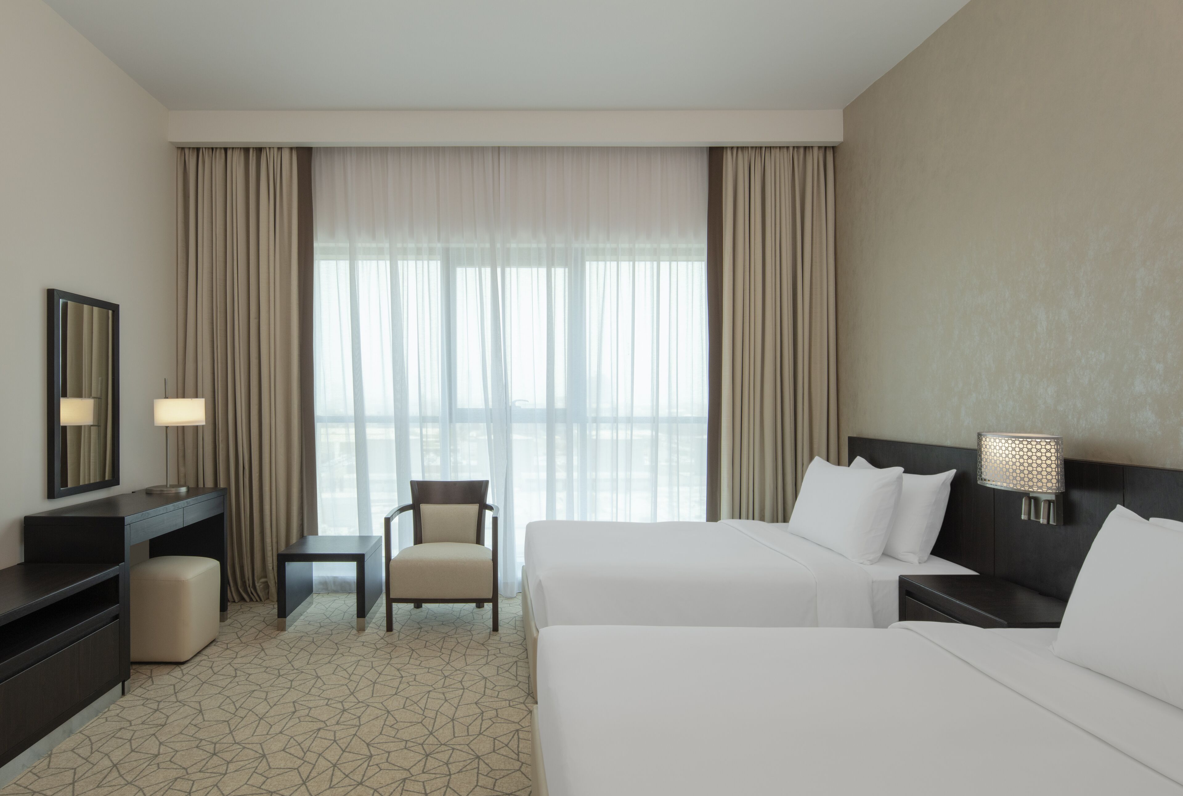 premium bedding, pillow-top beds, minibar, in-room safe