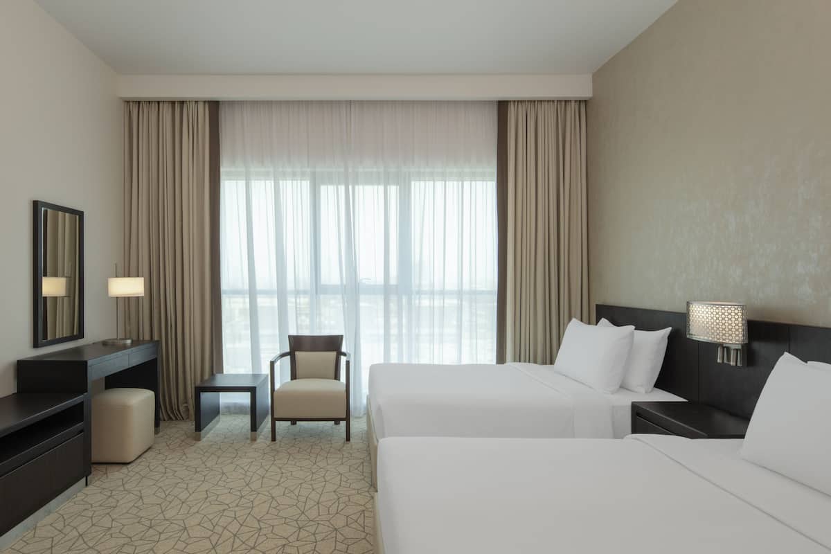 premium bedding, pillow-top beds, minibar, in-room safe