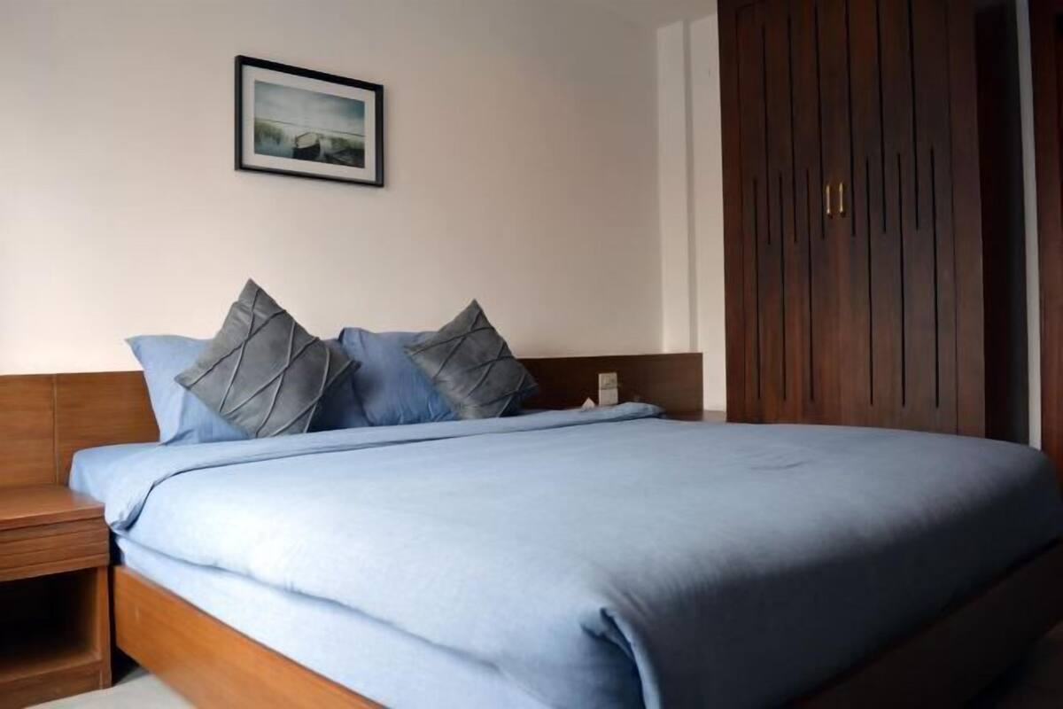 1 chambre, coffres-forts dans les chambres, bureau