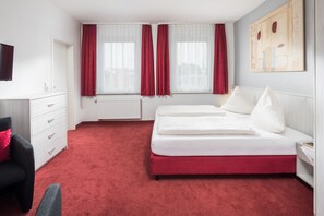 Double Room | In-room safe, blackout drapes, free WiFi, bed sheets - Gästehaus Bakker (Norderney)