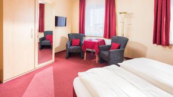In-room safe, blackout curtains, free WiFi, bed sheets
