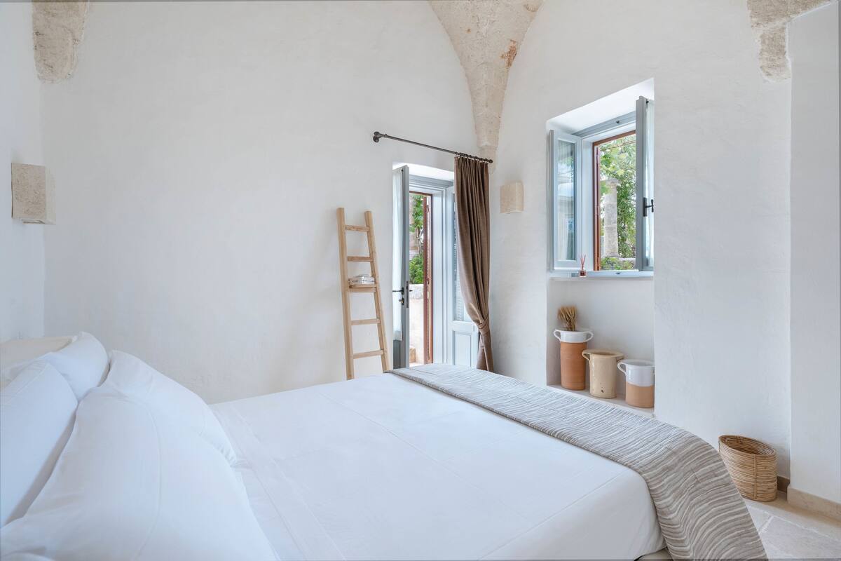 Coffres-forts dans les chambres, Wi-Fi gratuit, draps fournis