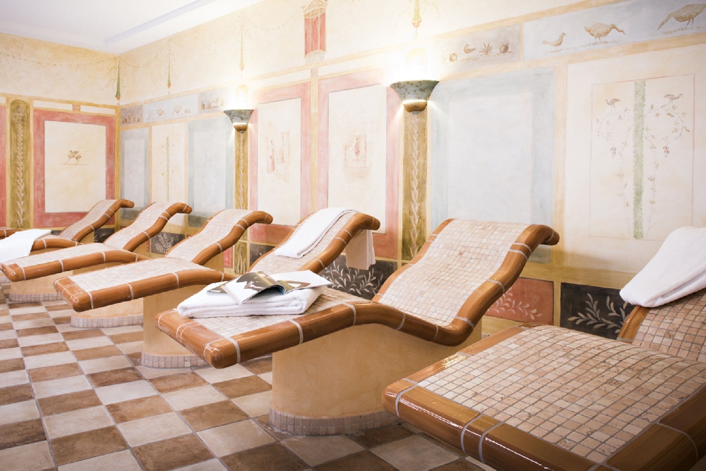 カップル用トリートメントルーム、サウナ、ホットタブ、スチームサウナ、マッサージ