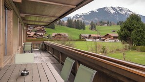 Superior Apartment, 3 Bedrooms | Terrace/patio - Gstaad Residence by Swiss Hotel Apartments (Saanen)