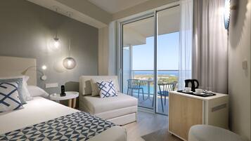 Een kluis op de kamer, een bureau, een laptopwerkplek