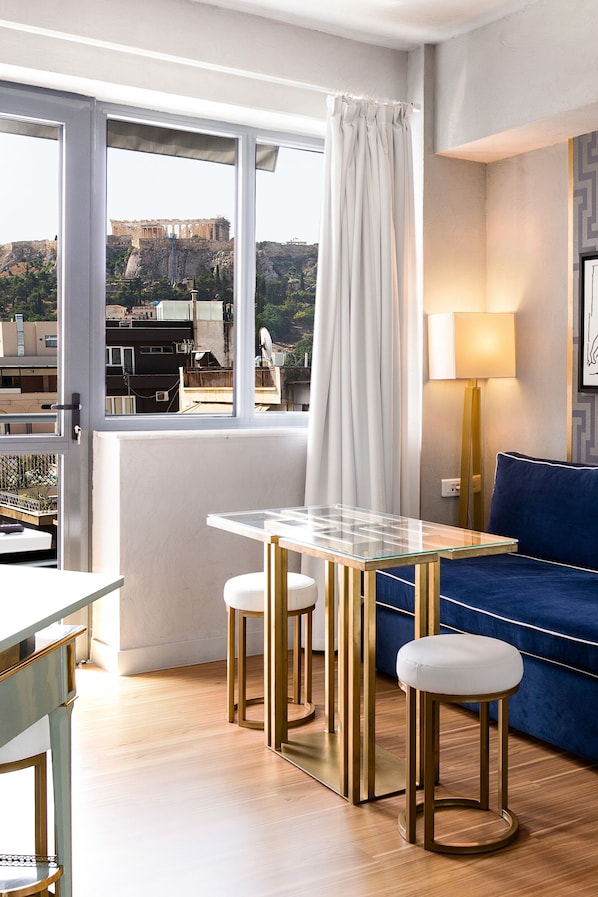 Loft familiare (Greco) | Area soggiorno | Smart TV