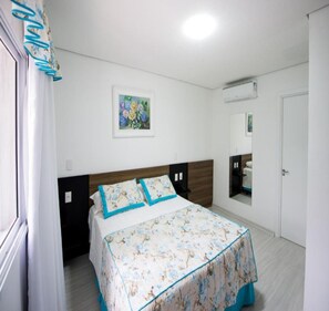 Luxury Double Room | Minibar, in-room safe, desk, free WiFi