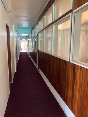 مدخل المنشأة