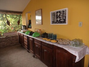 Breakfast area