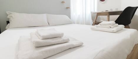 Apartment (0 Bedroom) | Interior