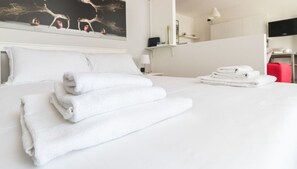 Apartment (1 Bedroom) | 1 bedroom, iron/ironing board, free WiFi, bed sheets - Italianway - Carrara 5 (Milan)