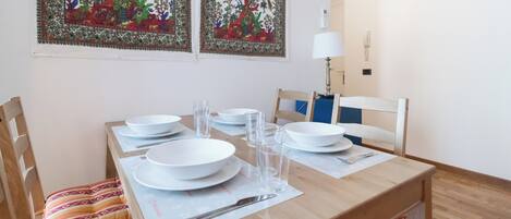 Apartment (1 Bedroom) | Interior