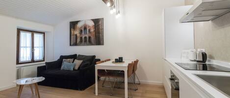 Apartment (1 Bedroom) | Living area