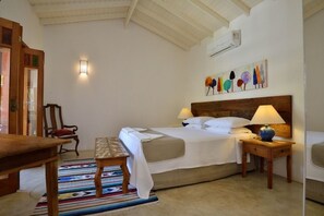 ห้องลักซ์ชัวรี่สวีท | 1 ห้องนอน, มินิบาร์, ผ้าม่านกันแสง, ห้องเก็บเสียง