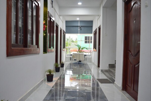 Hallway - Hotel Value (Port Blair)