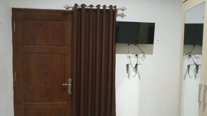 Standard Room with Hot Water | TV
