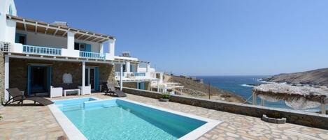 Villa, 3 slaapkamers, privézwembad, uitzicht op zee (Erato) | Uitzicht vanaf balkon