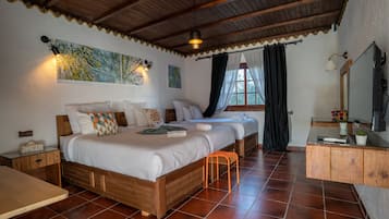 Deluxe Bungalow | Blackout drapes, bed sheets