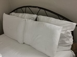 Double Room | In-room safe, desk, iron/ironing board, rollaway beds