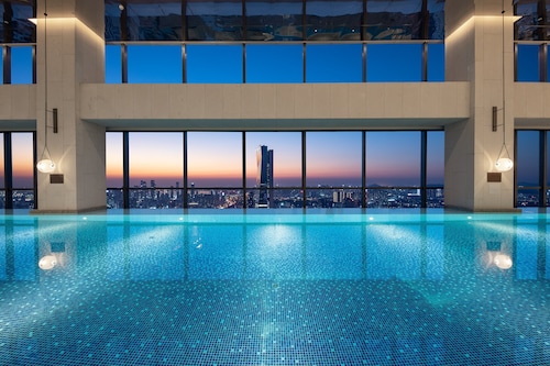 Crowne Plaza Shenzhen Nanshan by IHG