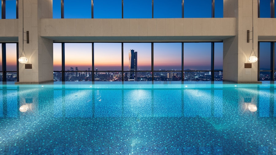 Crowne Plaza Shenzhen Nanshan by IHG