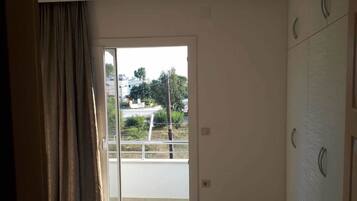 Villa | 2 slaapkamers, een bureau, een strijkplank/strijkijzer, gratis wifi