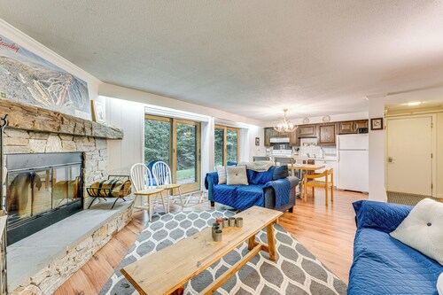 Renovated Ski-In/Ski-Out Peru Condo at Bromley Mtn