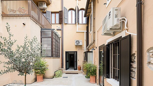 Unclassified image, 1 of 18, button - Flats4Rent Pisano 12 (Verona)