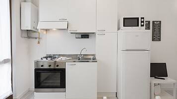 Apartment (Pisano Mono) | Eigene Kochnische