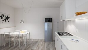 Unclassified image, 2 of 18, button - Flats4Rent Pisano 12 (Verona)