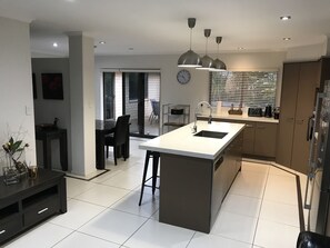 Fridge, microwave, oven, stovetop - Perfect for Tauranga Games goals (Pyes Pa)