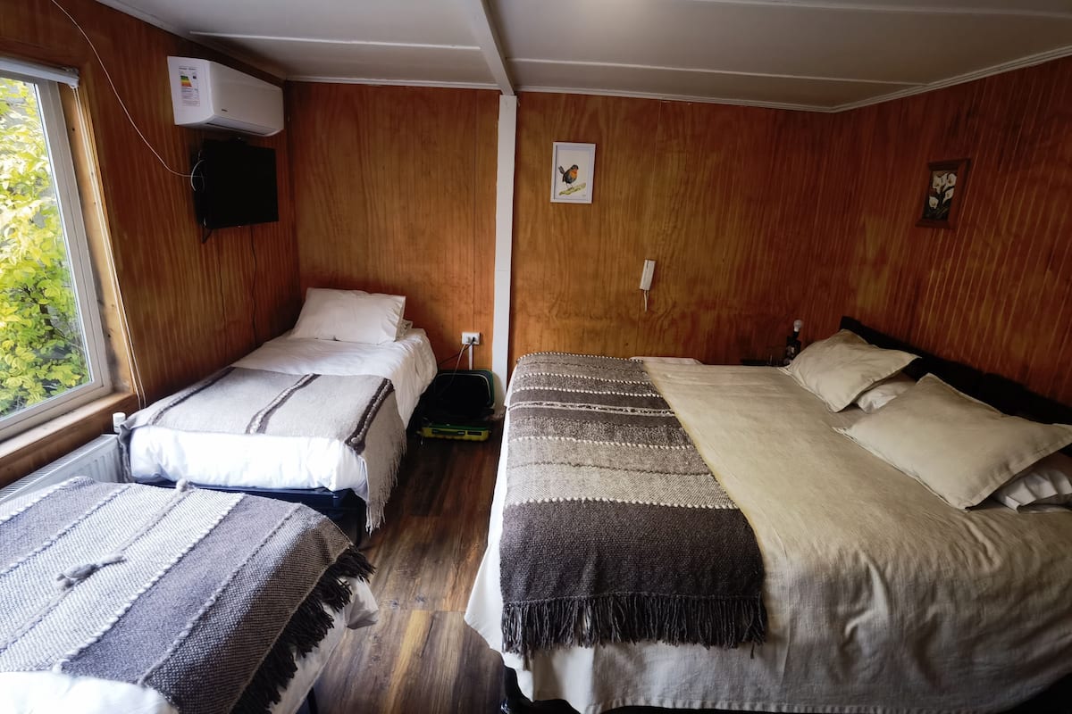 Familien-Vierbettzimmer