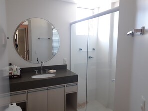 Shower, bidet - 308, Luxury Penthouse near the beach (Bombas)