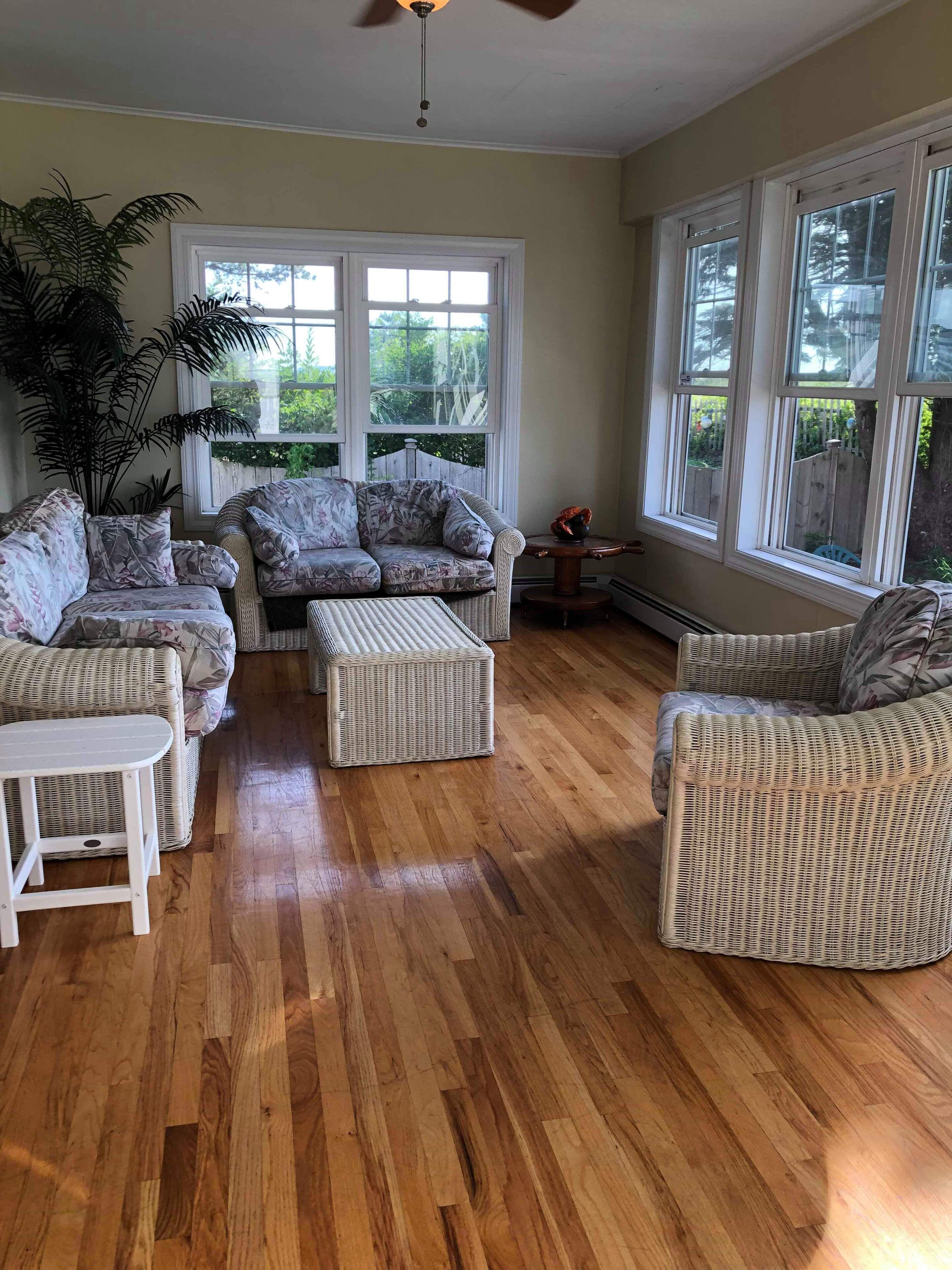 7 BR Oceanfront Historic Home - The Good Life OOB