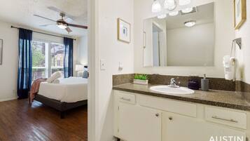 Miljøvenlige toiletartikler, hårtørrer, håndklæder, Sæbe