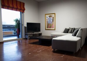 تلفزيون، برامج وأفلام نتفليكس، خدمات بث