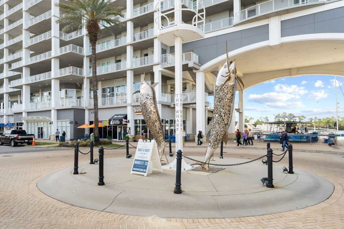 33 The Wharf Marlin Circle