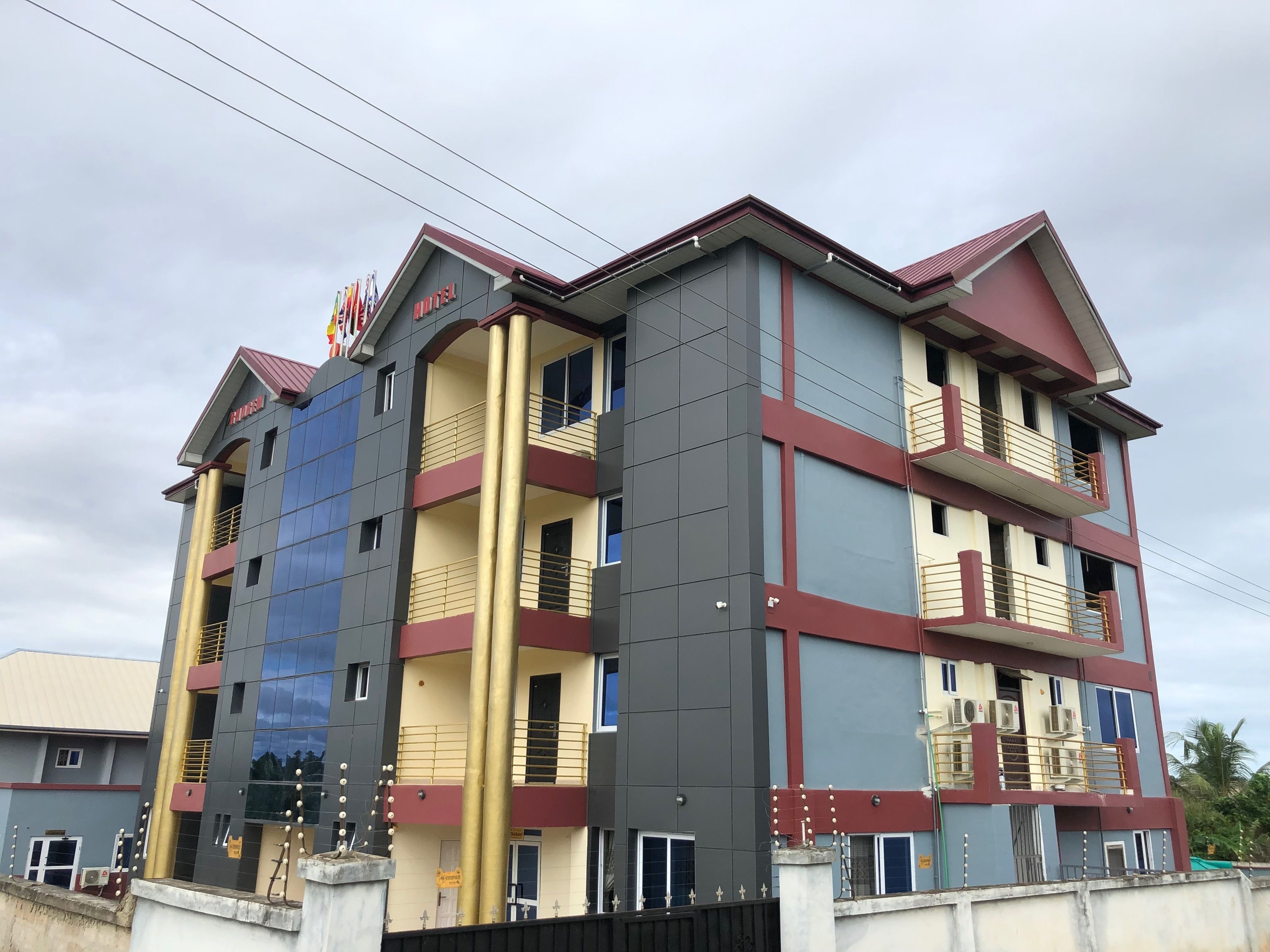 Mặt tiền nơi lưu trú