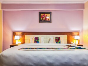 Executive Room | In-room safe, desk, laptop workspace, blackout curtains - Rhogem Hotel (Sekondi-Takoradi)