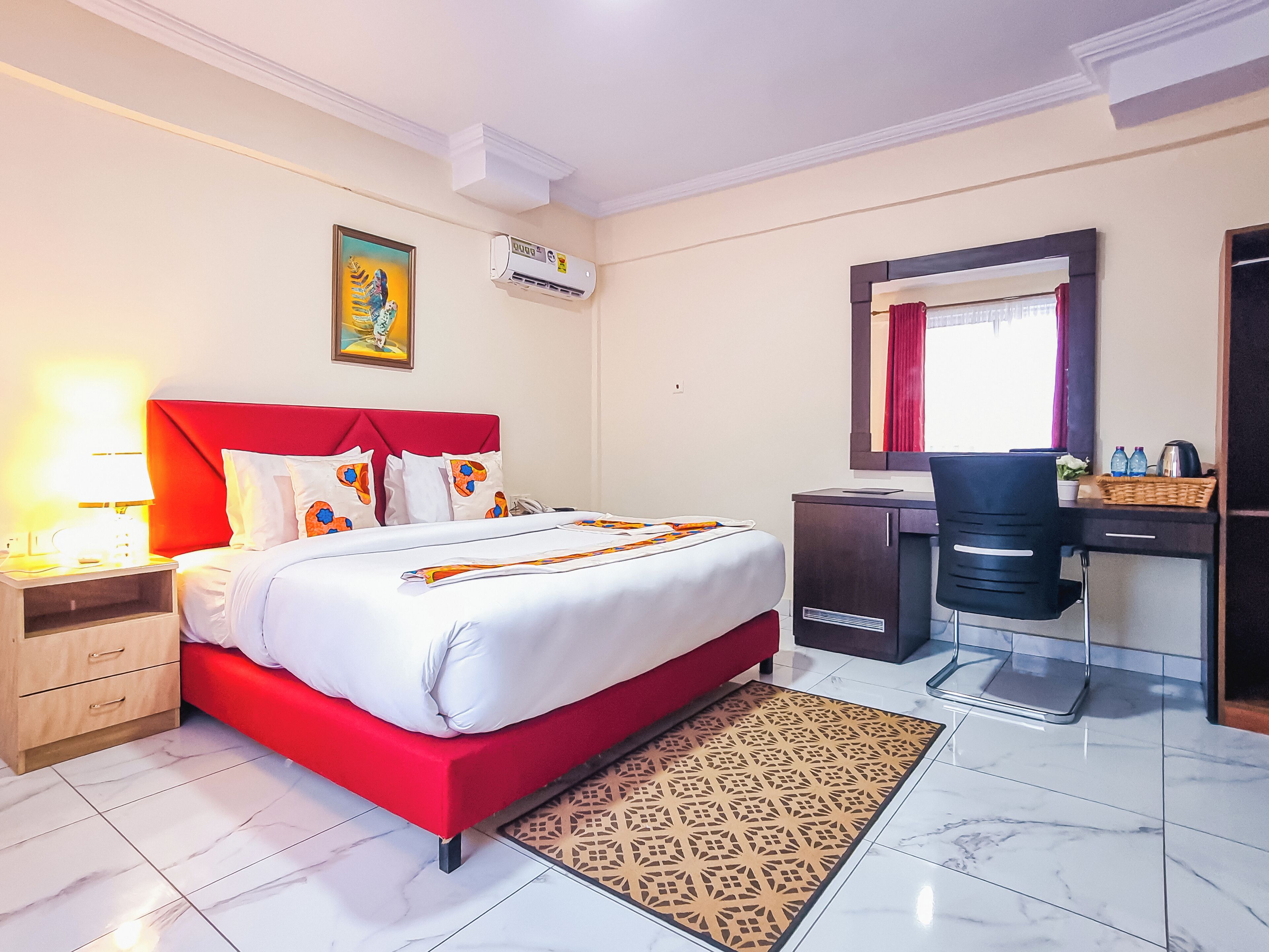 Coffres-forts dans les chambres, bureau