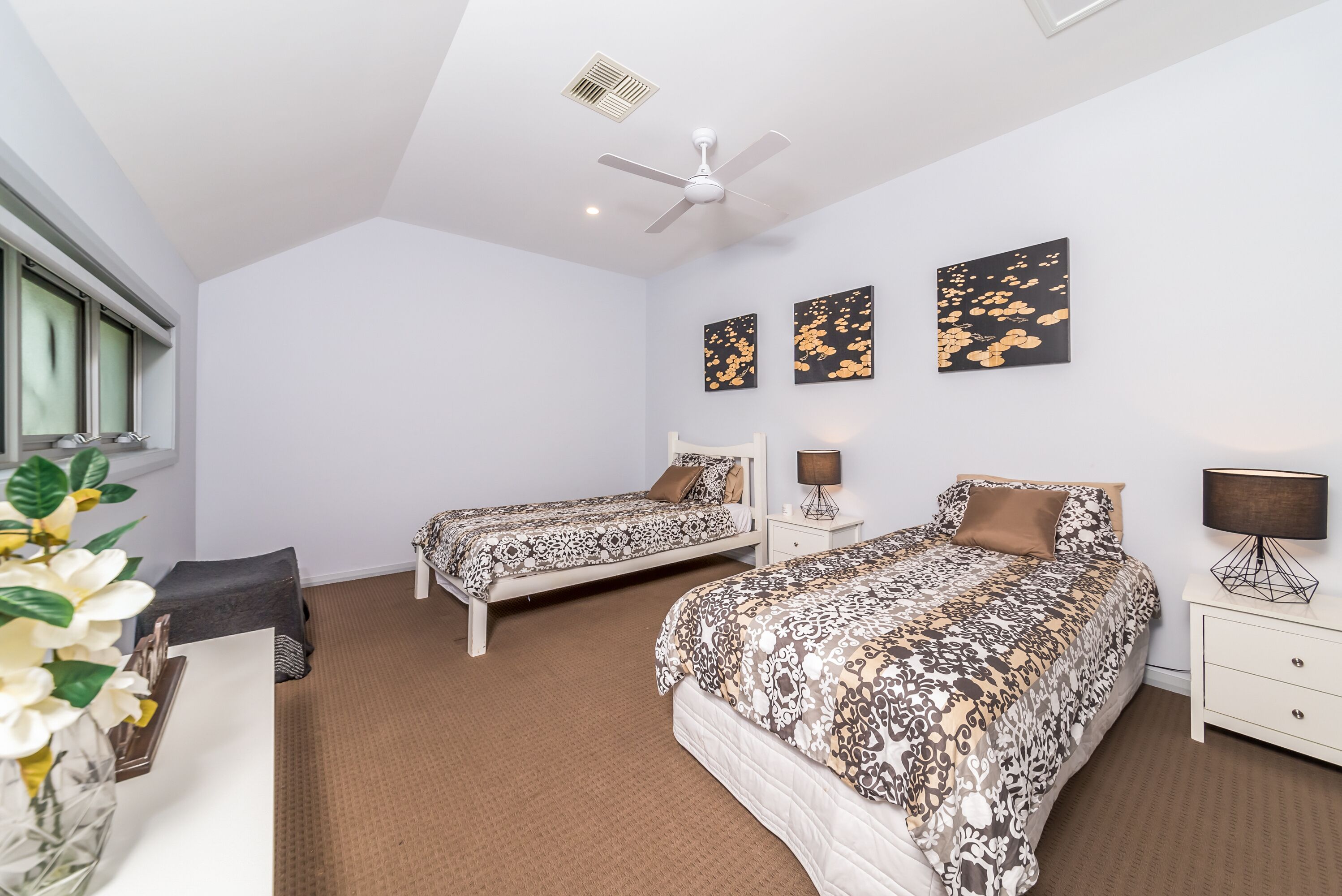 Gawler Townhouse 3 Bedroom — image 11