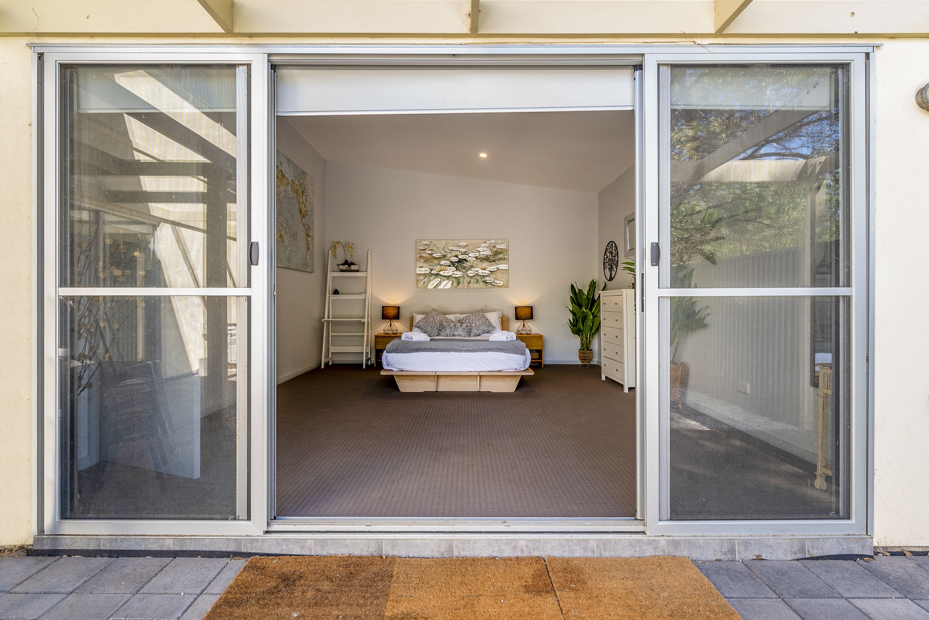 2 dormitorios, tabla de planchar con plancha, wifi gratis y ropa de cama