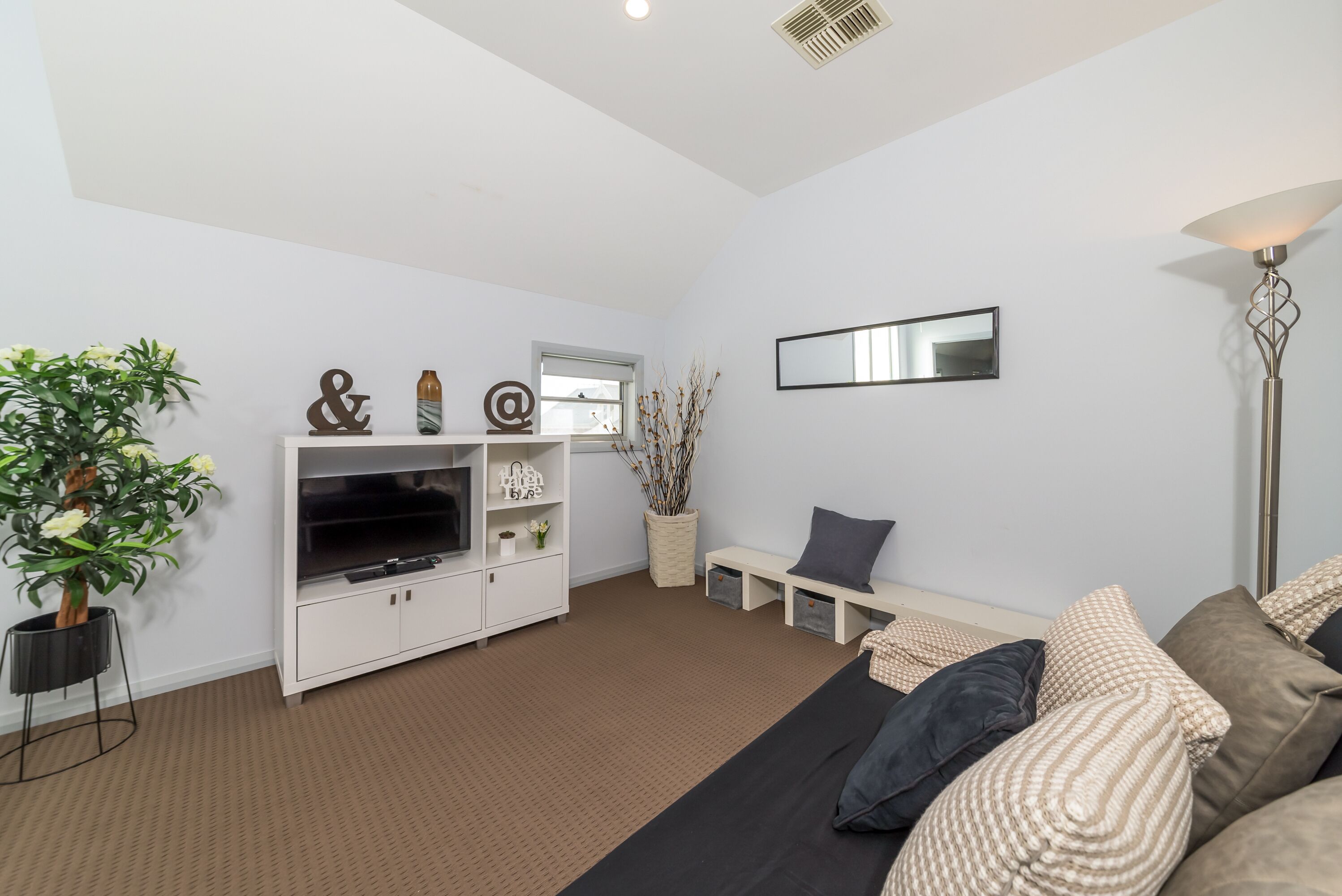 Gawler Townhouse 3 Bedroom — image 25