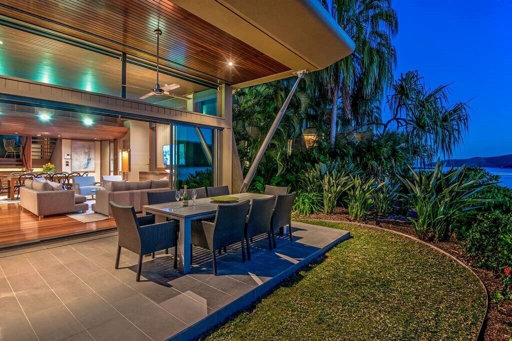 Yacht Club Villa 13 - Stunning Seaview Villa on Hamilton Island