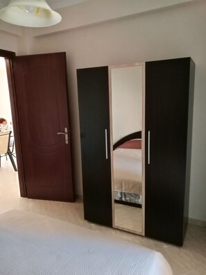 2 chambres, fer et planche à repasser, Wi-Fi