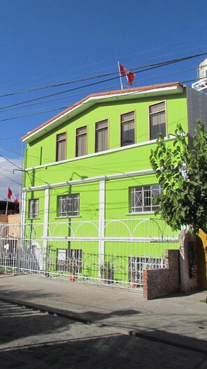 Majoituspaikan julkisivu